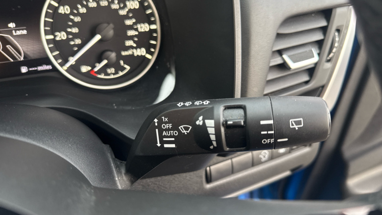 Nissan Qashqai 1.3 DiG-T MH Acenta Premium 5dr Petrol Hatchback